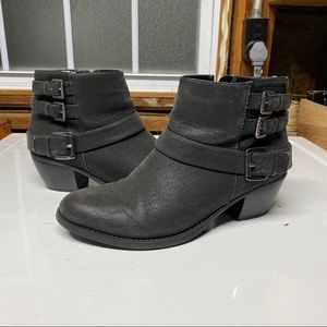 Heeled ankle booties
